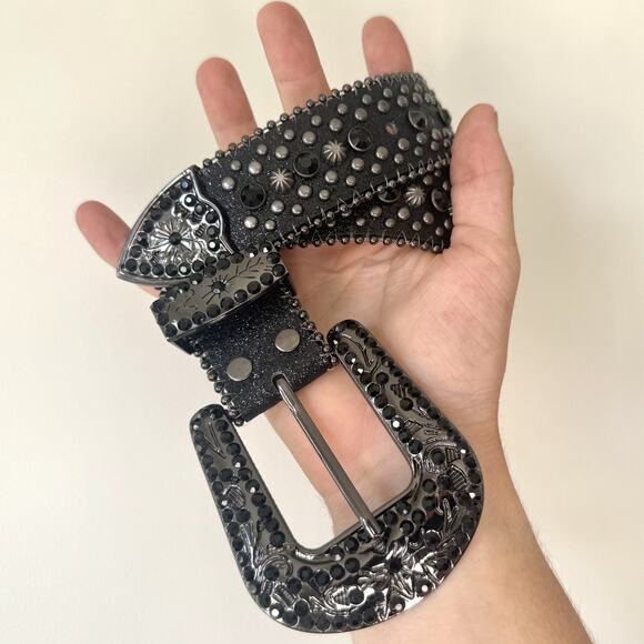 Y2K Black Cross Rhinestone Studded Belt – Goth Emo Unisex Style, New - Picture 2 of 11